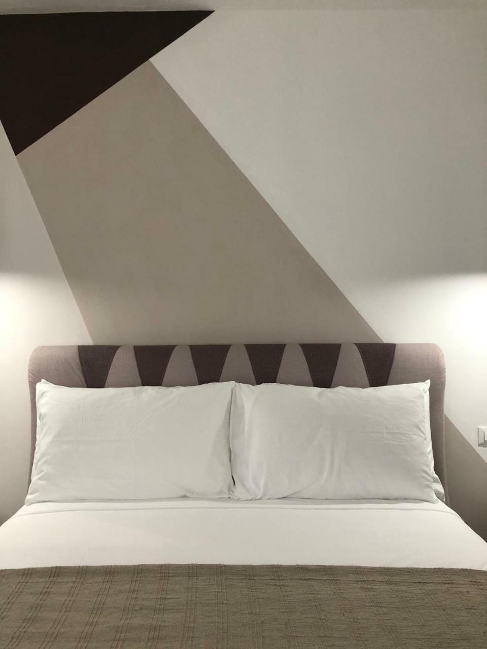 Suitesgaribaldi Cagliari Exterior photo