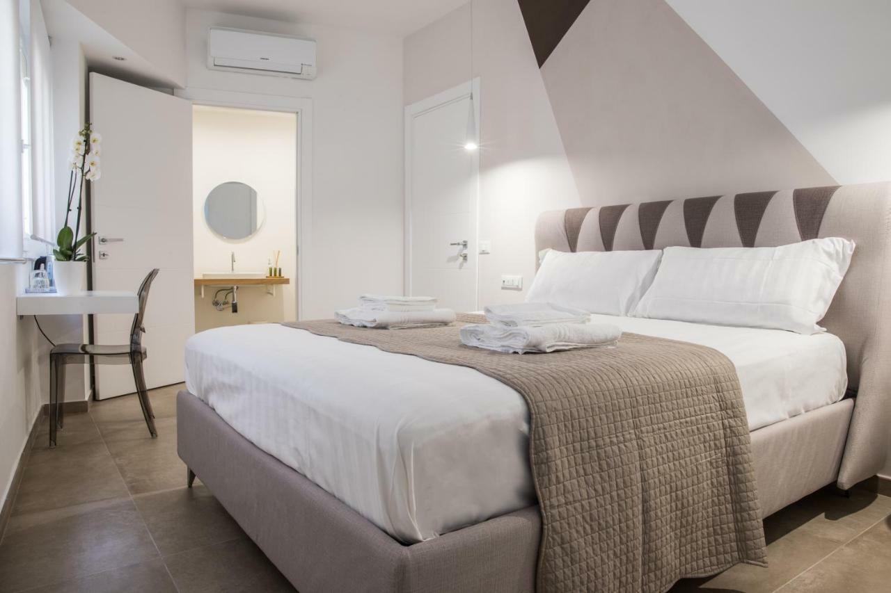 Suitesgaribaldi Cagliari Exterior photo